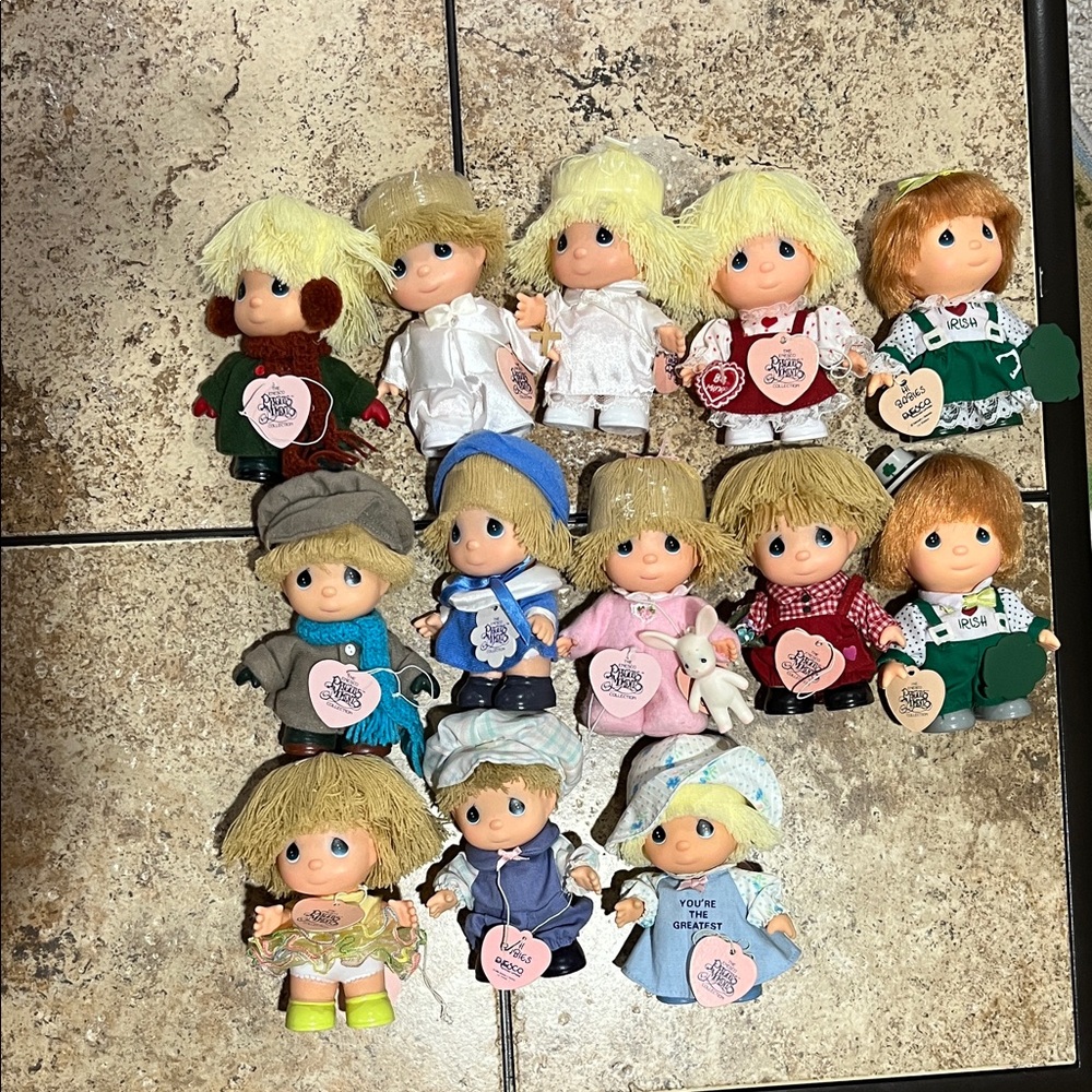 Vintage Hi Babied Collectible Dolls Set